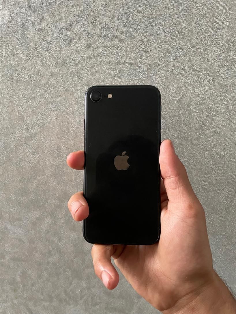 اپل iPhone SE (2020) با حافظهٔ ۱۲۸ گیگابایت|موبایل|تهران, تهرانپارس غربی|دیوار
