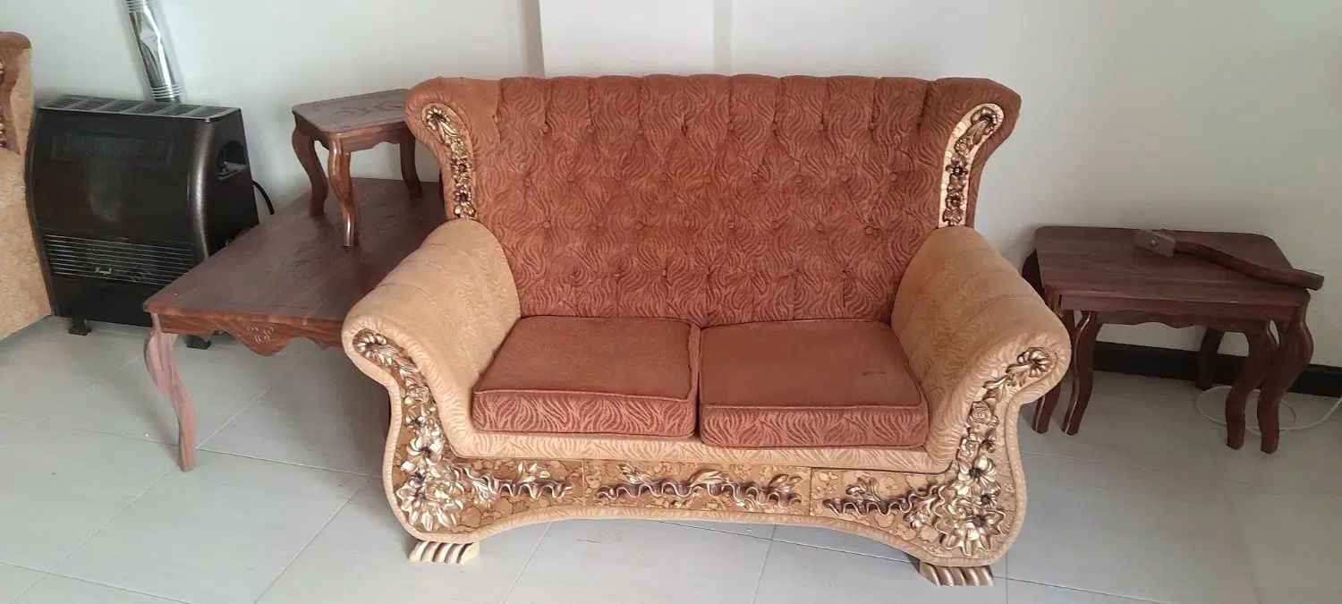 مبلمان|مبلمان خانگی و میز عسلی|اصفهان, خواجو|دیوار