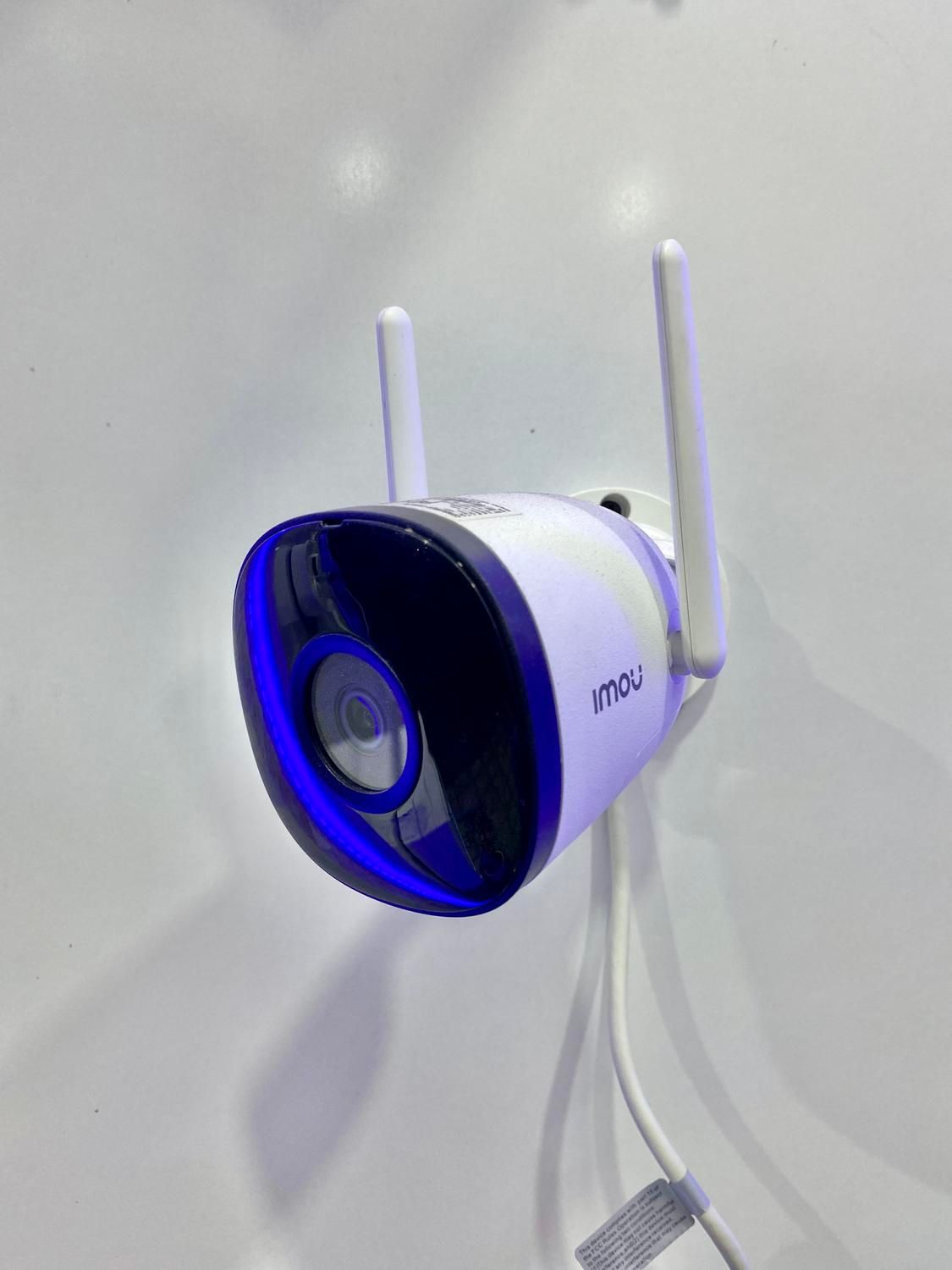 دوربین مداربسته وایرلس برند متعبر dahua|دوربین مداربسته|پرند, فاز ۰|دیوار