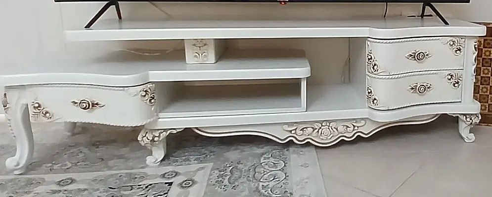 کنسول ومیزتی وی|بوفه، ویترین، کنسول|تهران, بهداشت|دیوار