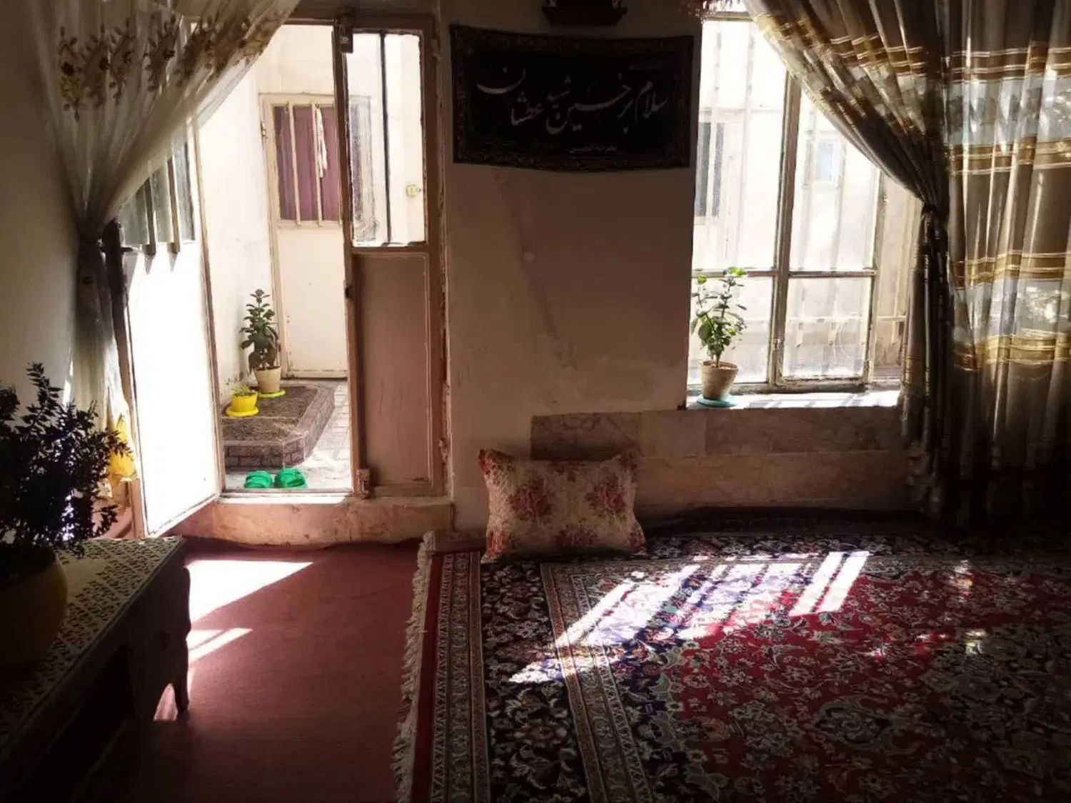 ویلایی ۸۰ متر جنوبی کوچه دومتری دو سرباز|فروش خانه و ویلا|مشهد, حیدرآباد|دیوار