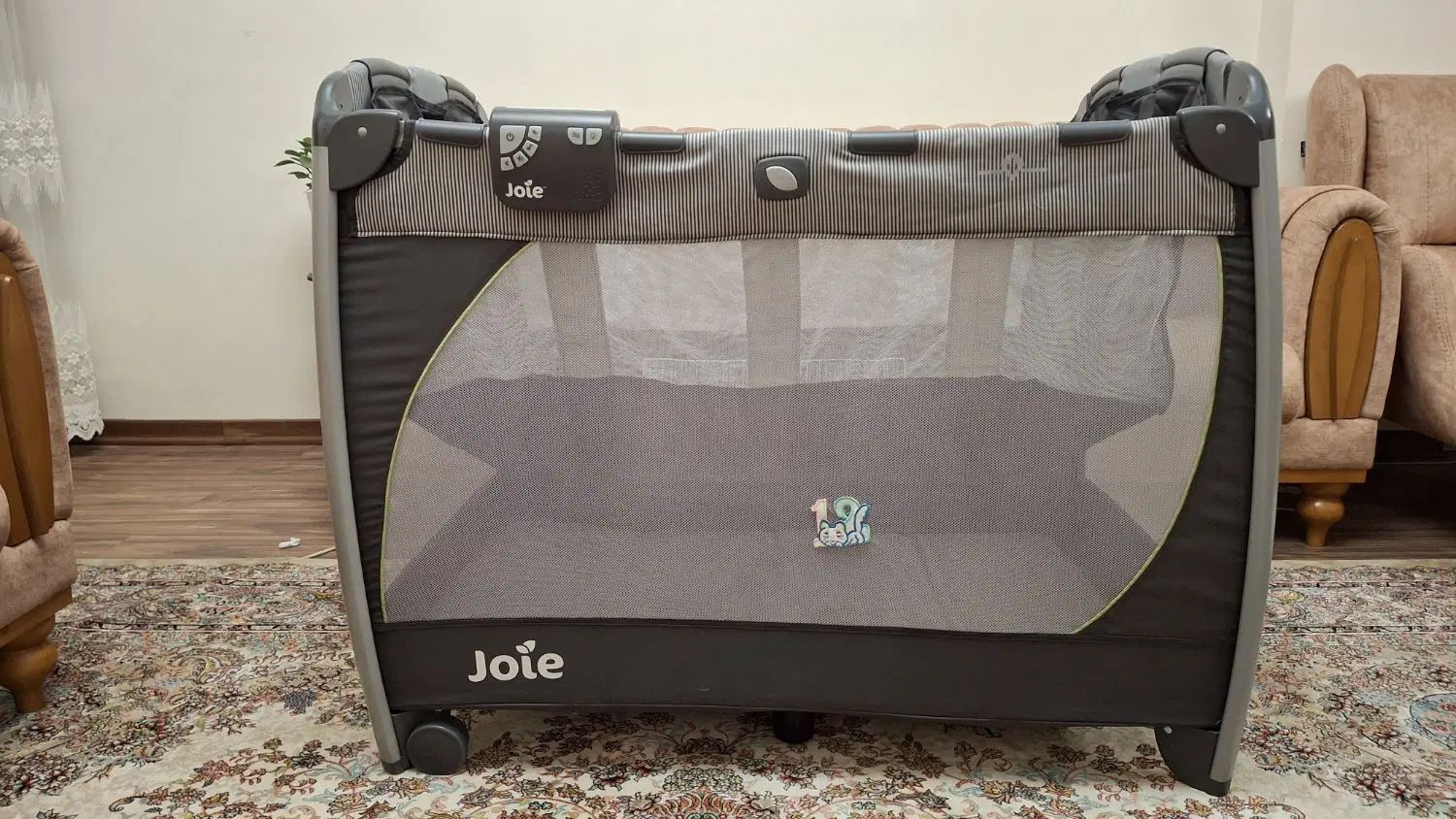تخت پارک Joie همراه با ننو و تشک تعویض موزیکال|تخت و صندلی بچه|تهران, کوی بیمه|دیوار