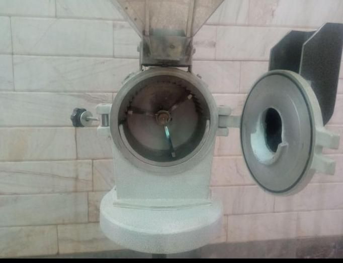 آسیاب نیمه صنعتی توس شکن TS2400|ماشین‌آلات صنعتی|قم, تولید دارو و یخچال|دیوار