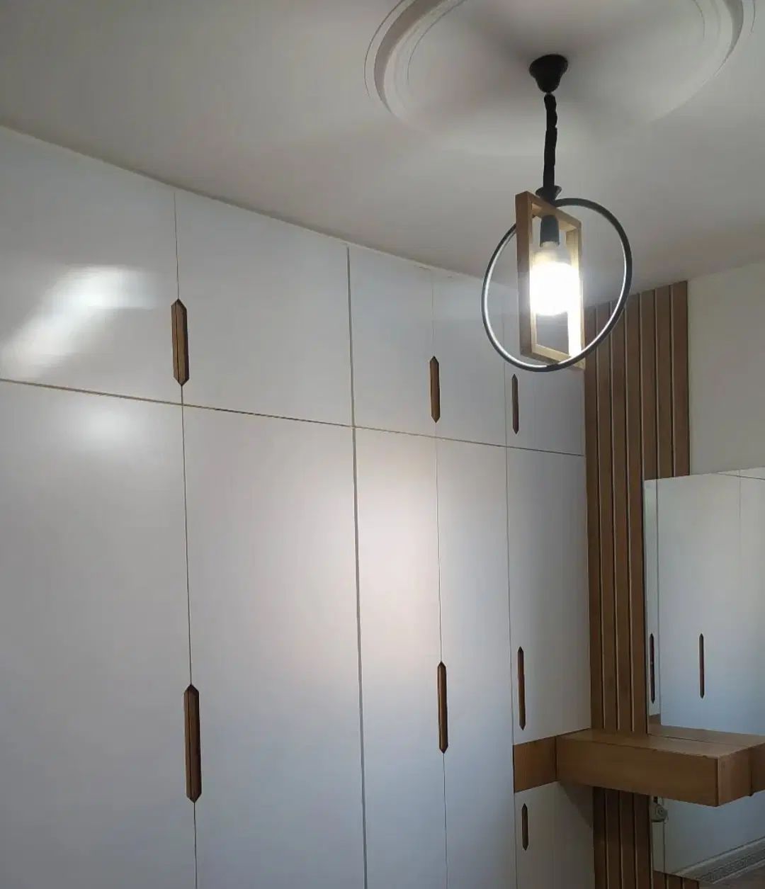 طراحی و اجرای کابینت کمدی دیواری و لوستر|مصالح و تجهیزات ساختمان|میناب, |دیوار