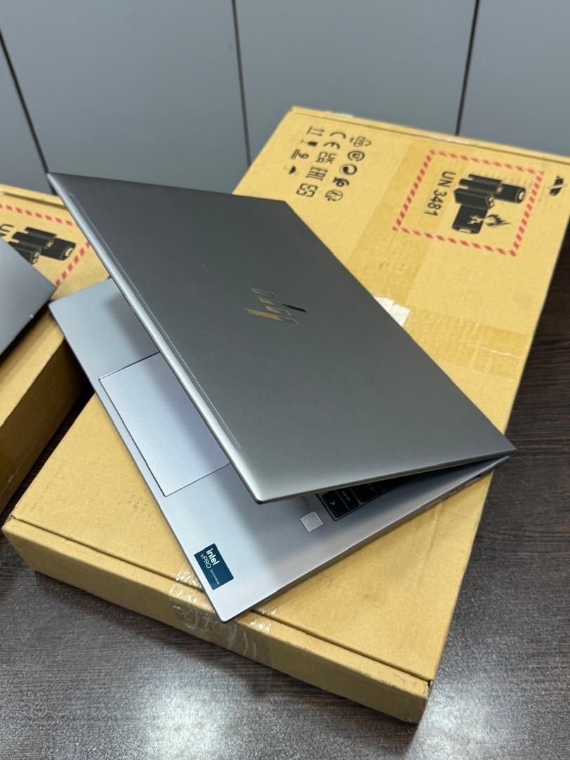 لپتاپ مخصوص کارهای پردازشی hp zbook Firfly 14 G11|رایانه همراه|تهران, میدان ولیعصر|دیوار