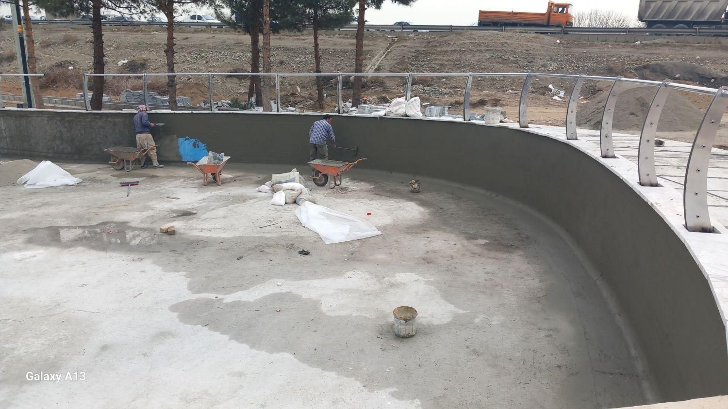 آببندی تضمینی انواع استخرها و مخازن با مواد نانو|خدمات پیشه و مهارت|ماهدشت, |دیوار