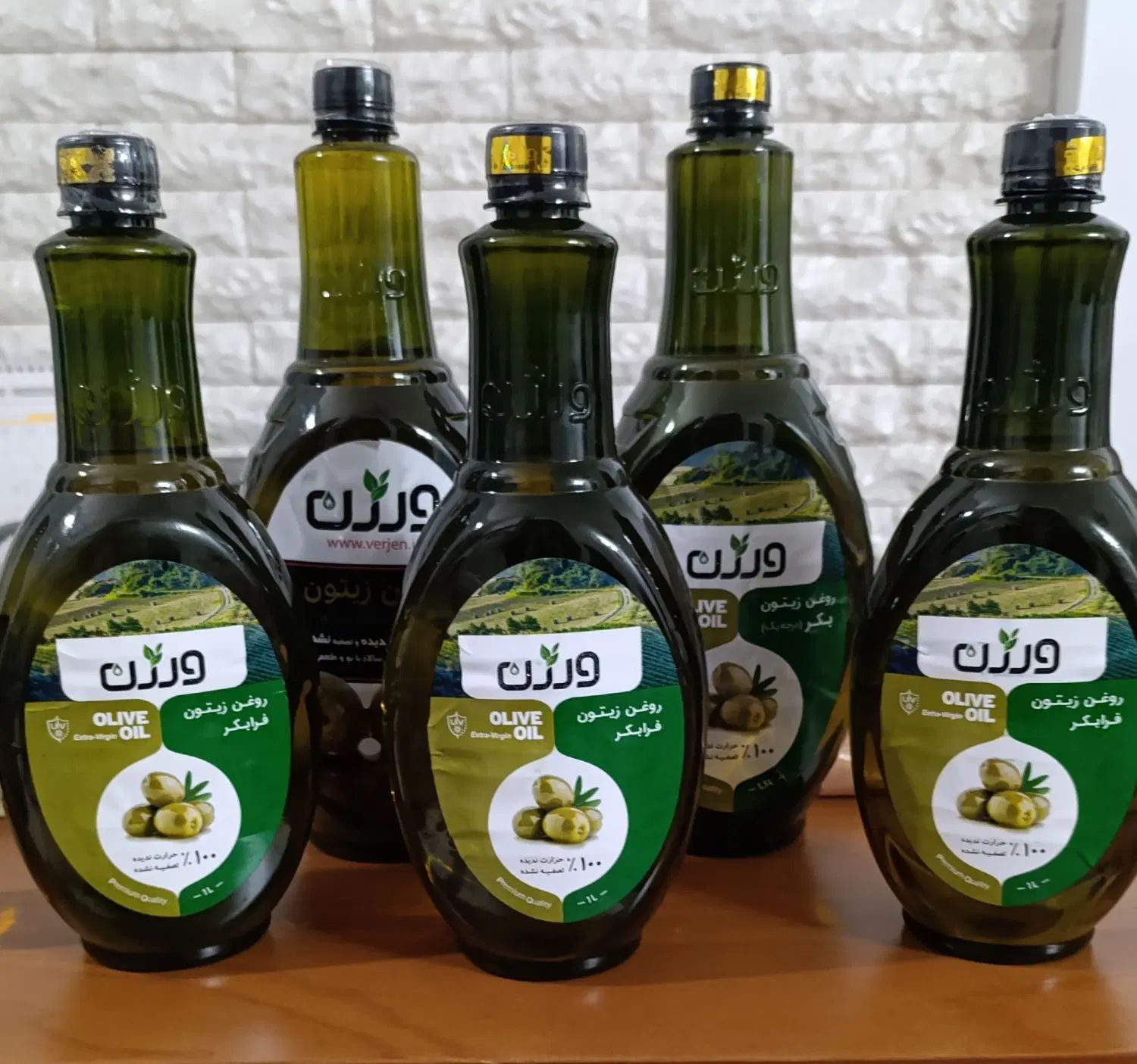 روغن زیتون فرابکر ورژن|خوردنی و آشامیدنی|تهران, خانی آباد نو شمالی|دیوار