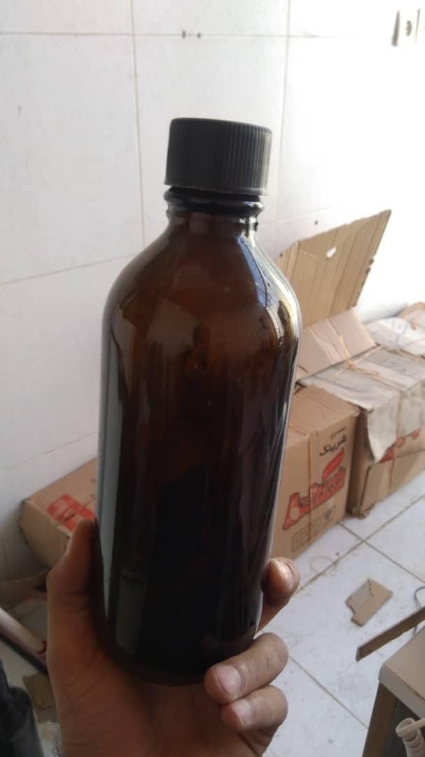 تعداد محدودی بطری پلاستیکی و شیشه‌ای قهوه‌ای|ظروف نگهدارنده، پلاستیکی، یک‌بارمصرف|اصفهان, خواجو|دیوار