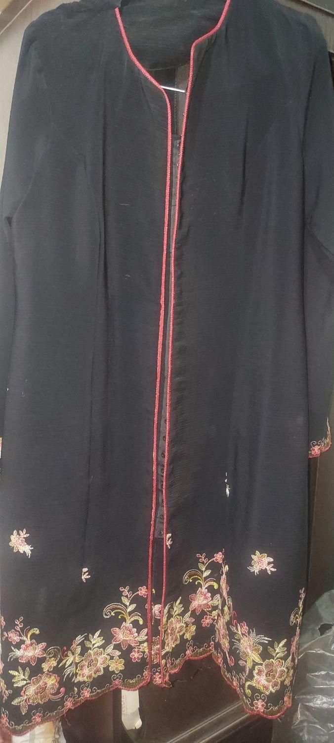 تعدادی مانتو در سایزهای مختلف|لباس|بیرجند, |دیوار