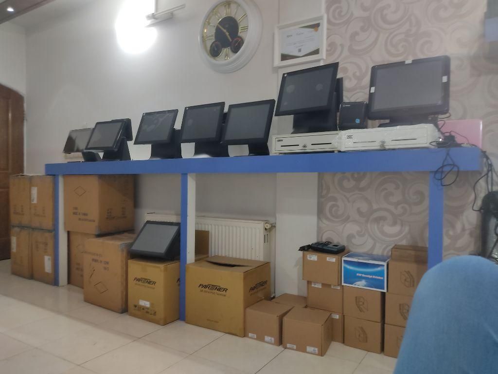 صندوق فروشگاهی لمسی با فیش پرینتر و بارکدخوان|فروشگاه و مغازه|مشهد, وکیل‌آباد|دیوار