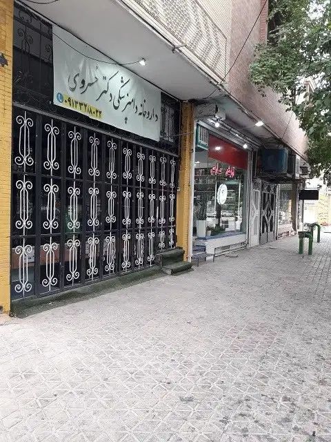 90متر3ط شهر ابریشم/8متر باغ فردوس/شلوغ پررفت و امد|اجارهٔ مغازه و غرفه|اصفهان, شفق|دیوار