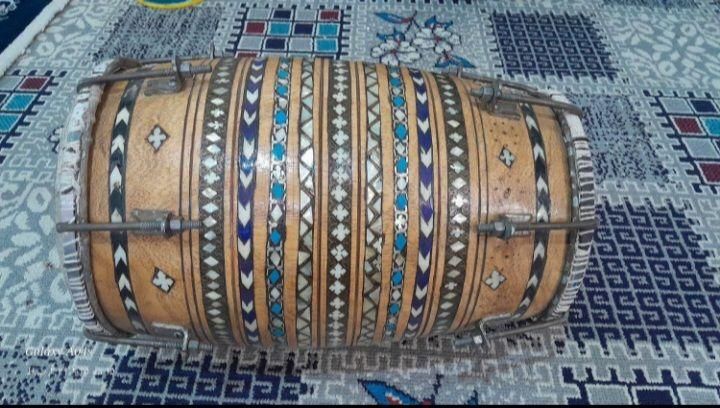 رباب،طبله شمالی|سازهای سنتی|قرچک, |دیوار