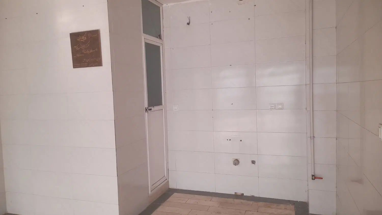 دومغازه 35متری  زیرزمین 70متری خ رضایی شهیدان غربی|اجارهٔ مغازه و غرفه|اصفهان, برزان|دیوار