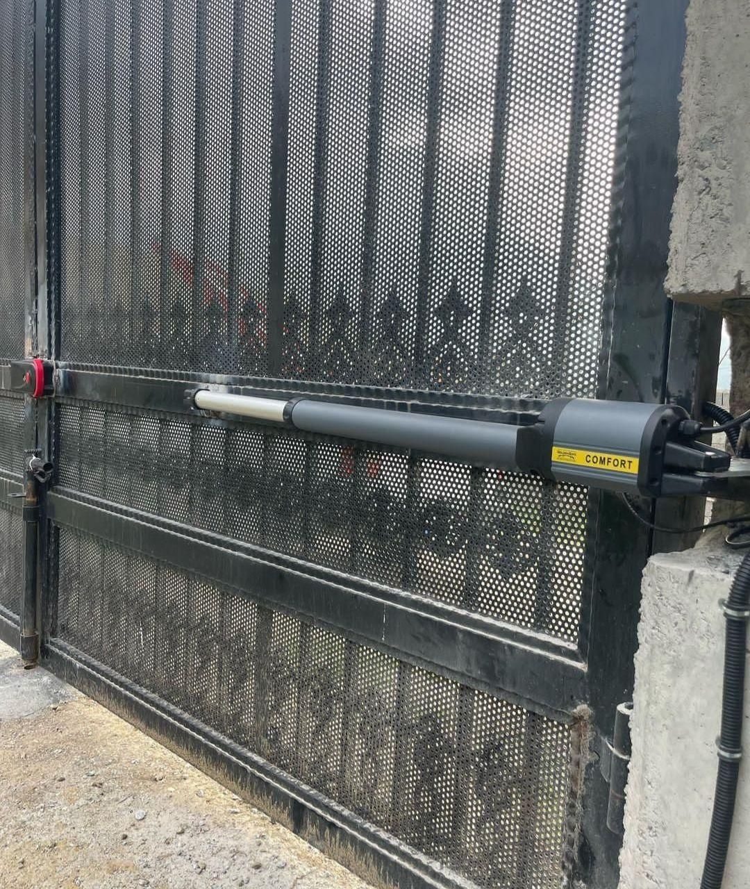 کرکره برقی و جک بازویی با چک معتبر|خدمات پیشه و مهارت|تبریز, |دیوار