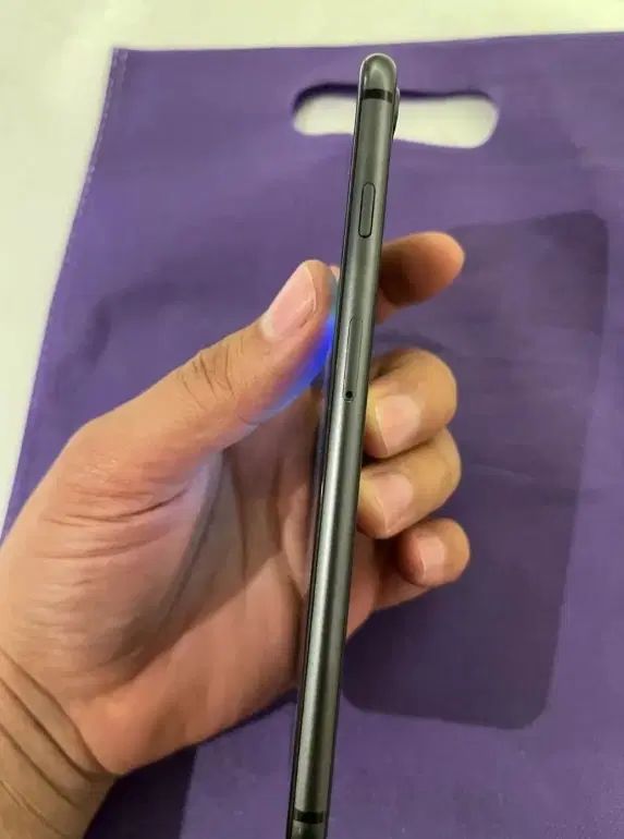 آیفون 8 Plus|موبایل|تهران, عباس‌آباد|دیوار