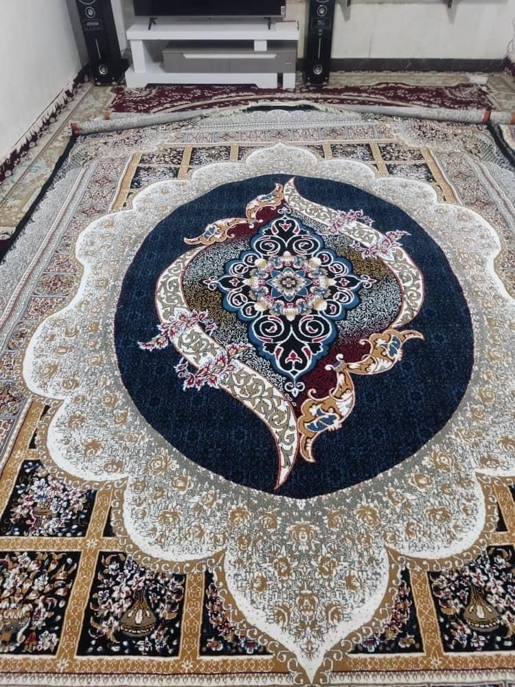 فرش مانلی ۱۲متری (اقساط تا ۶ماه بدون بهره و روکش)|فرش|یزد, |دیوار