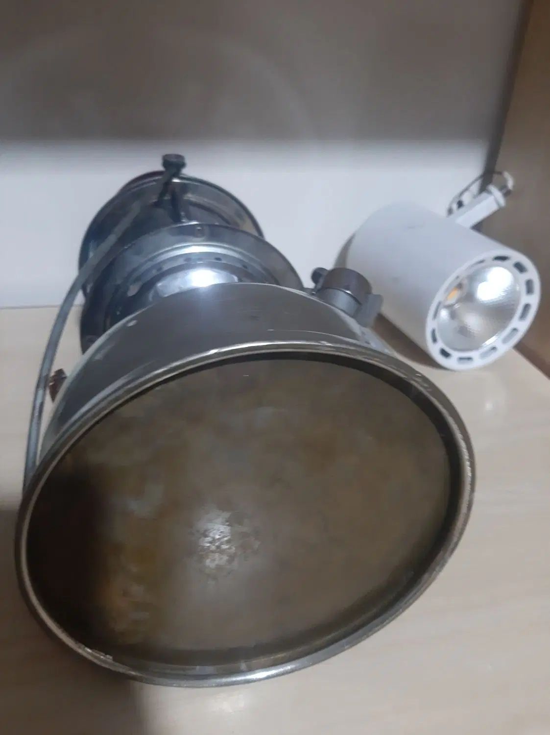 چراغ زنبوری مارک آیدا ساخت آلمان با شیشه اصل|کلکسیون اشیاء عتیقه|اسلام‌شهر, شهرک مفیدی|دیوار