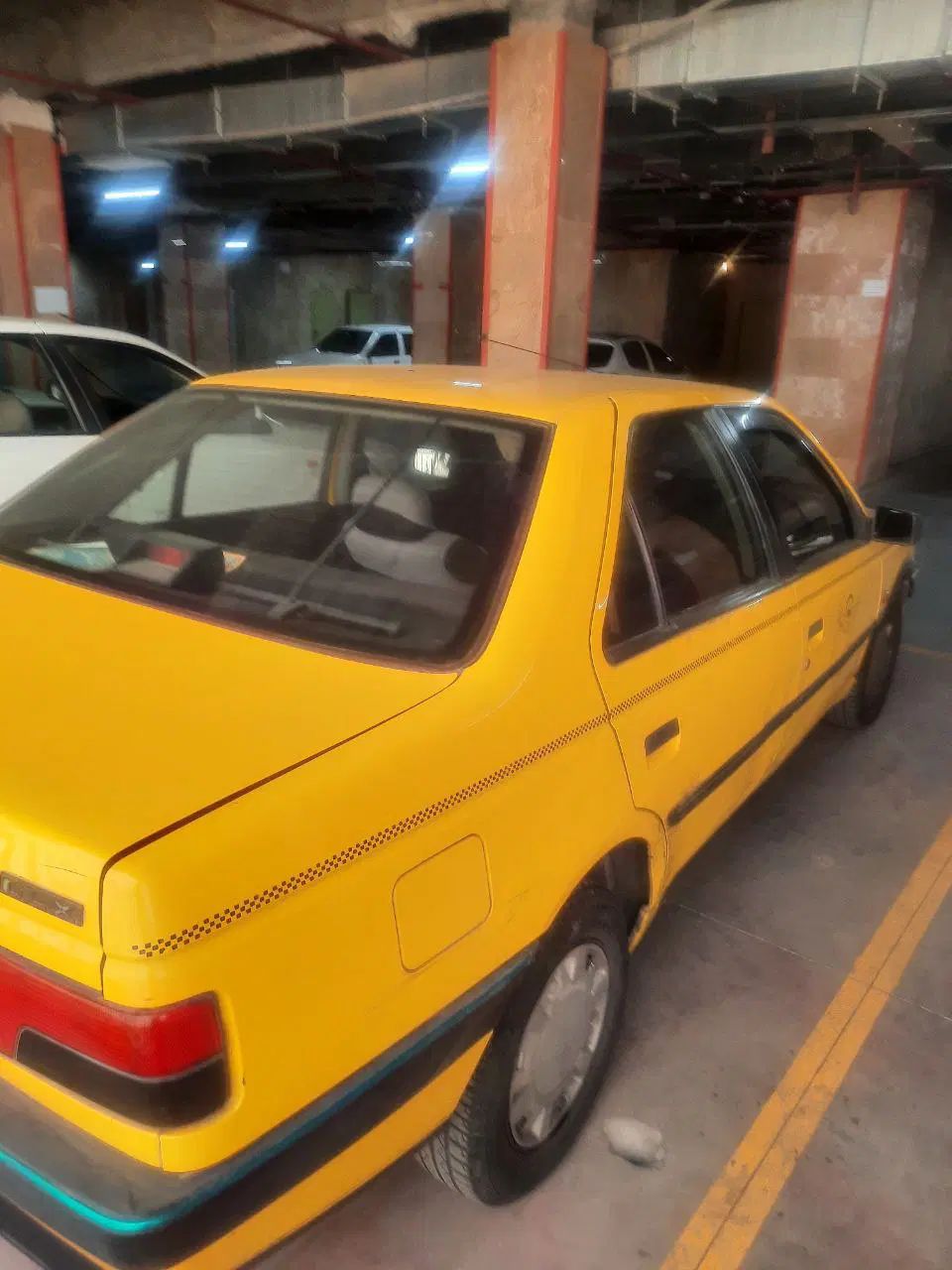 پژو 405 GLX - دوگانه سوز CNG، مدل ۱۳۹۰|خودرو سواری و وانت|تهران, شهرک خرازی|دیوار