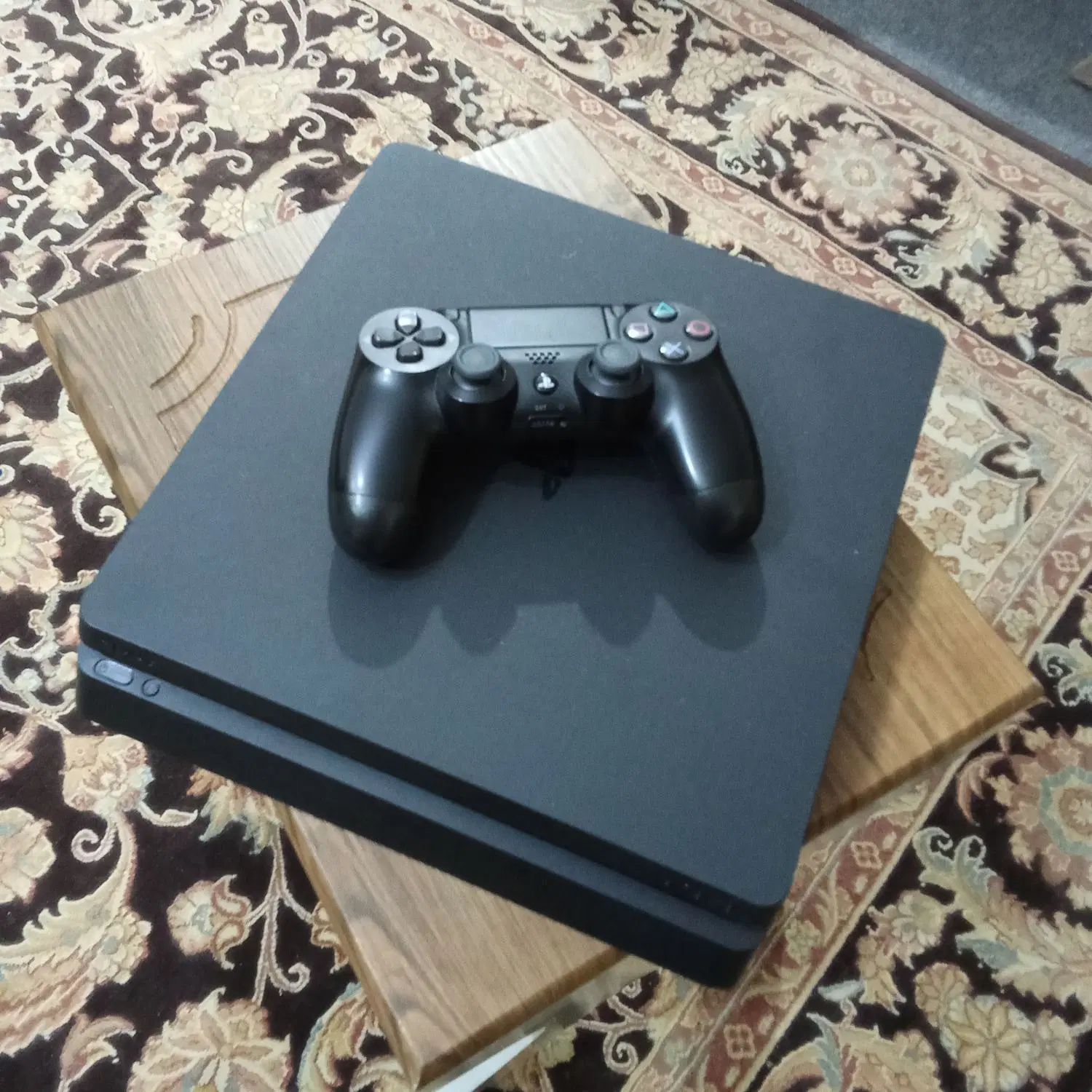 PS4 Slim 1TB|کنسول، بازی ویدئویی و آنلاین|کرج, حصارک بالا|دیوار