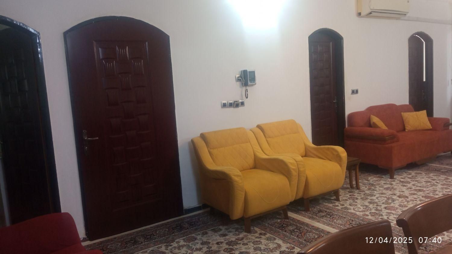 آپا تمان وام دار سنددار|فروش آپارتمان|مشهد, کارگران|دیوار