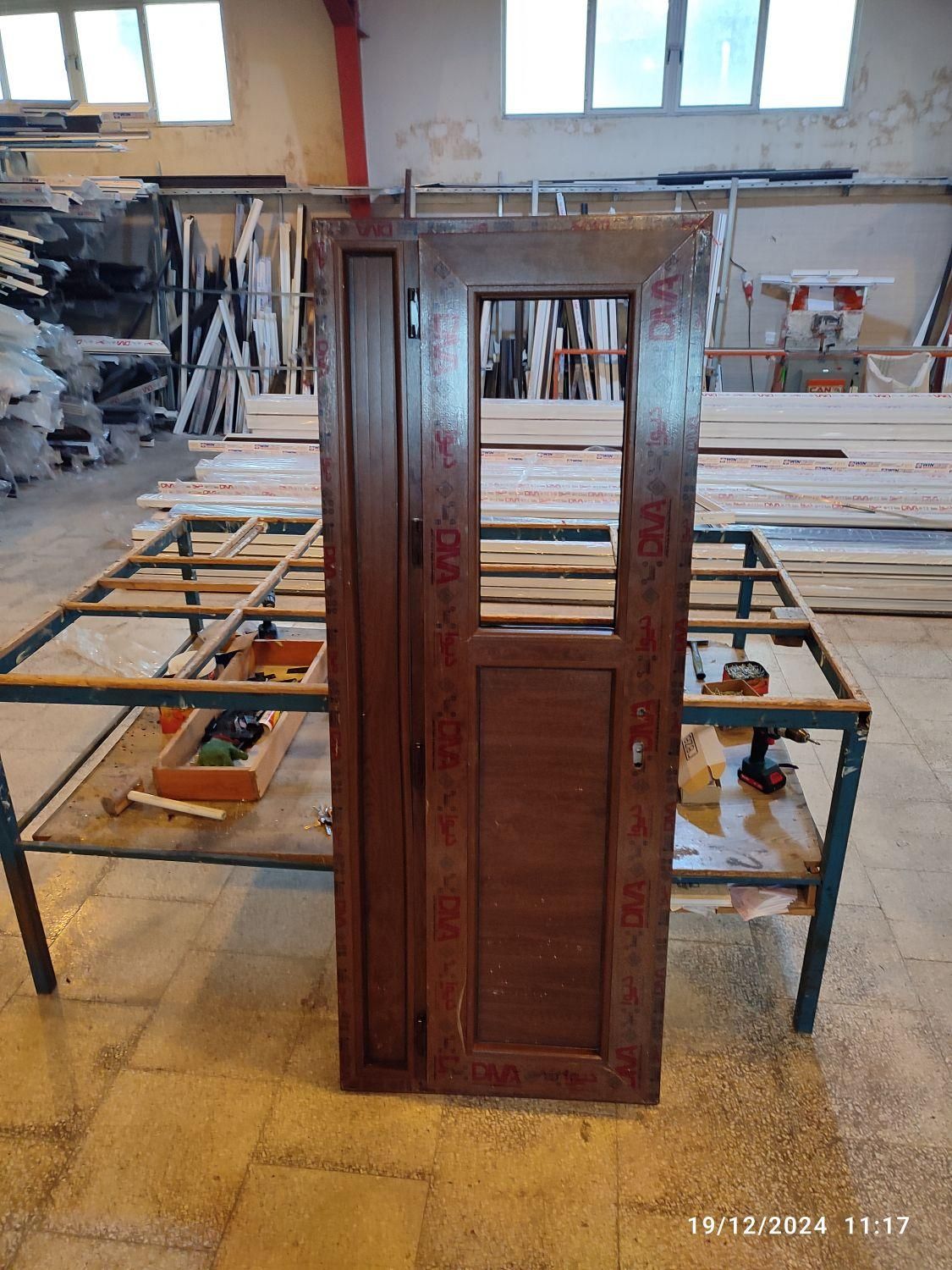 تعمیر پنجره های دوجداره upvc و توری پلیسه و مگنت|خدمات پیشه و مهارت|بابلسر, |دیوار