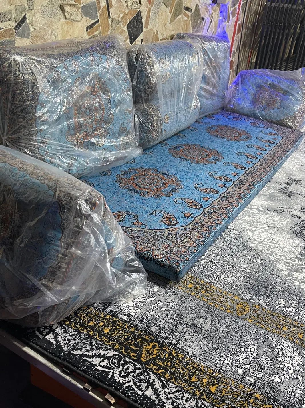 شاهنشین ترمه ۷تیکه یزدی در جشنواره کف ایران|پشتی|آمل, |دیوار