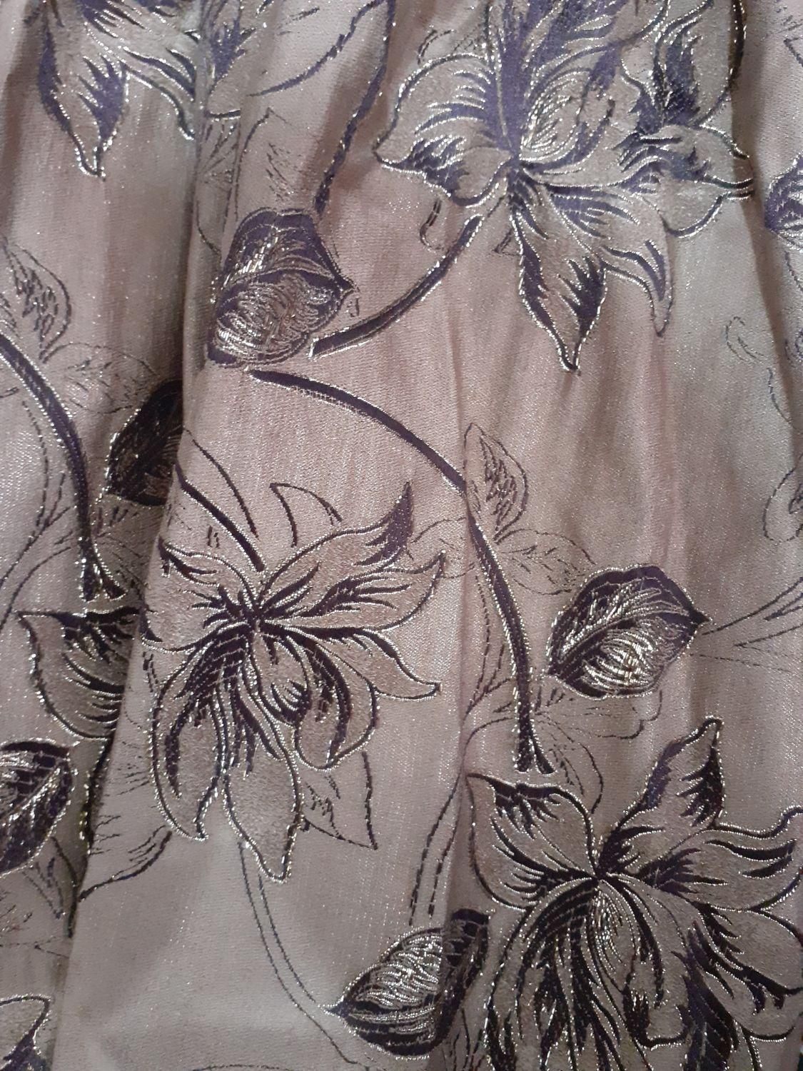 دو عدد والان به رنگ شکلاتی درجهت مخالف هم|پرده، رانر، رومیزی|رشت, باهنر|دیوار