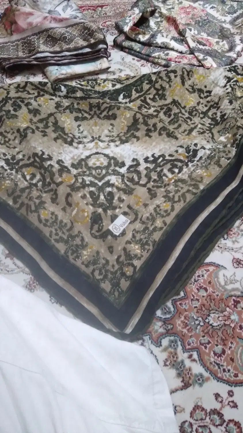 روسری|لباس|کرج, عظیمیه|دیوار