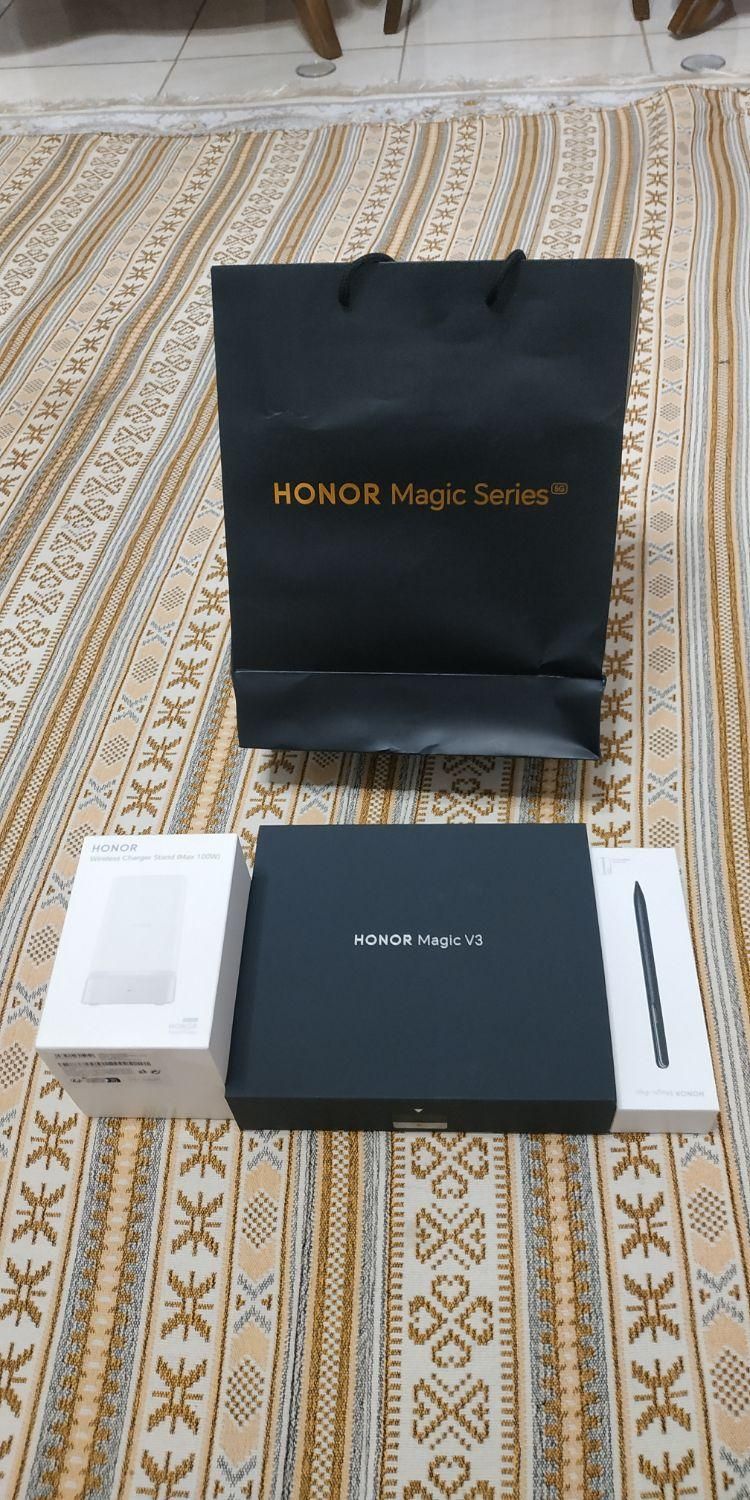 آنر Magic3 Pro+ با حافظهٔ ۵۱۲ گیگابایت|موبایل|تهران, شریف|دیوار