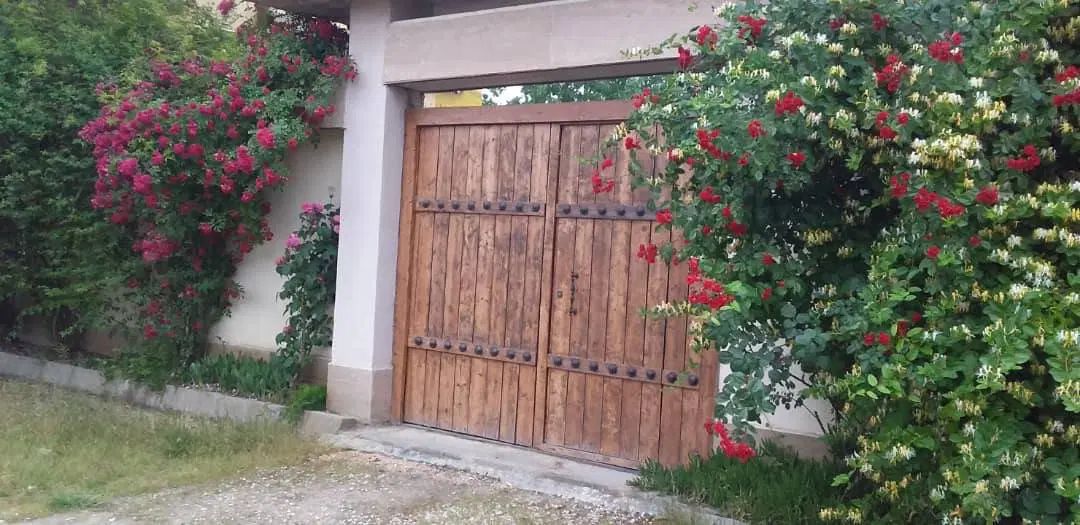 فروش ویلا جاده پلاژ ۱۳۰ متر بنای دوبلکس استخر|فروش خانه و ویلا|فرح آباد, |دیوار