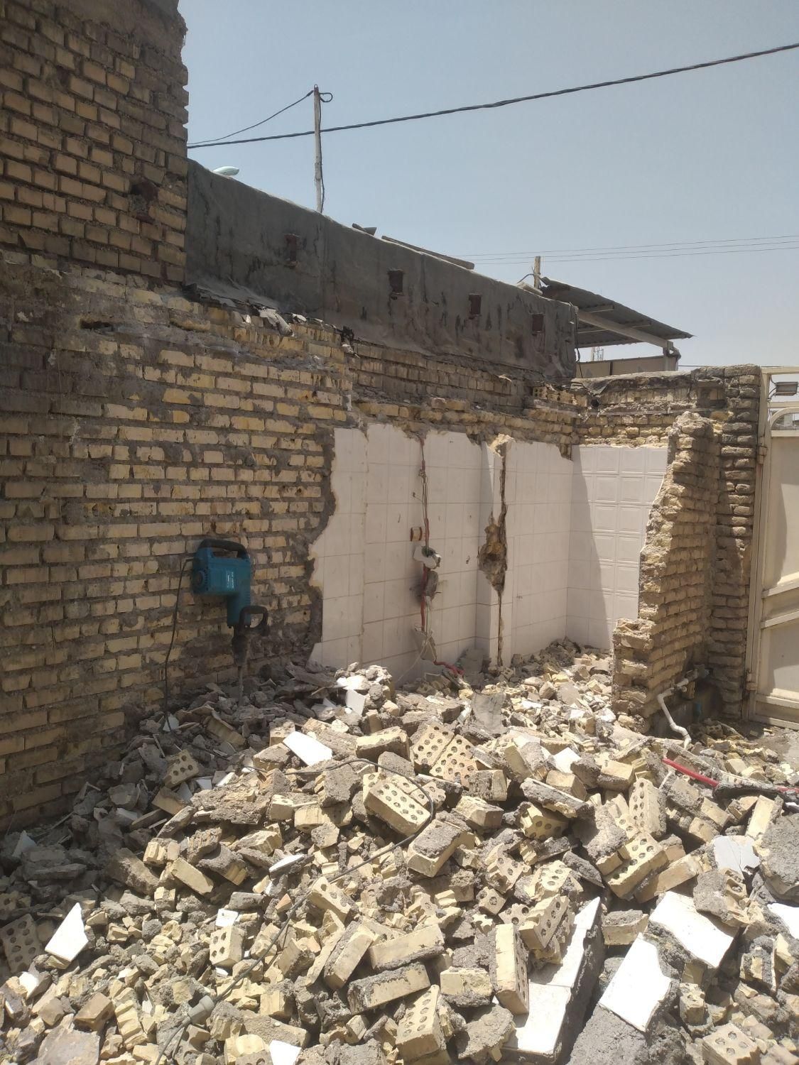 تخریب کلی و جزئی با نازلترین قیمت|خدمات پیشه و مهارت|اندیمشک, |دیوار