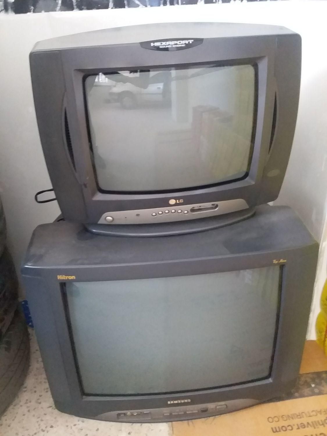 تلوز یون۲۱ اینچ|تلویزیون و پروژکتور|قروه, |دیوار