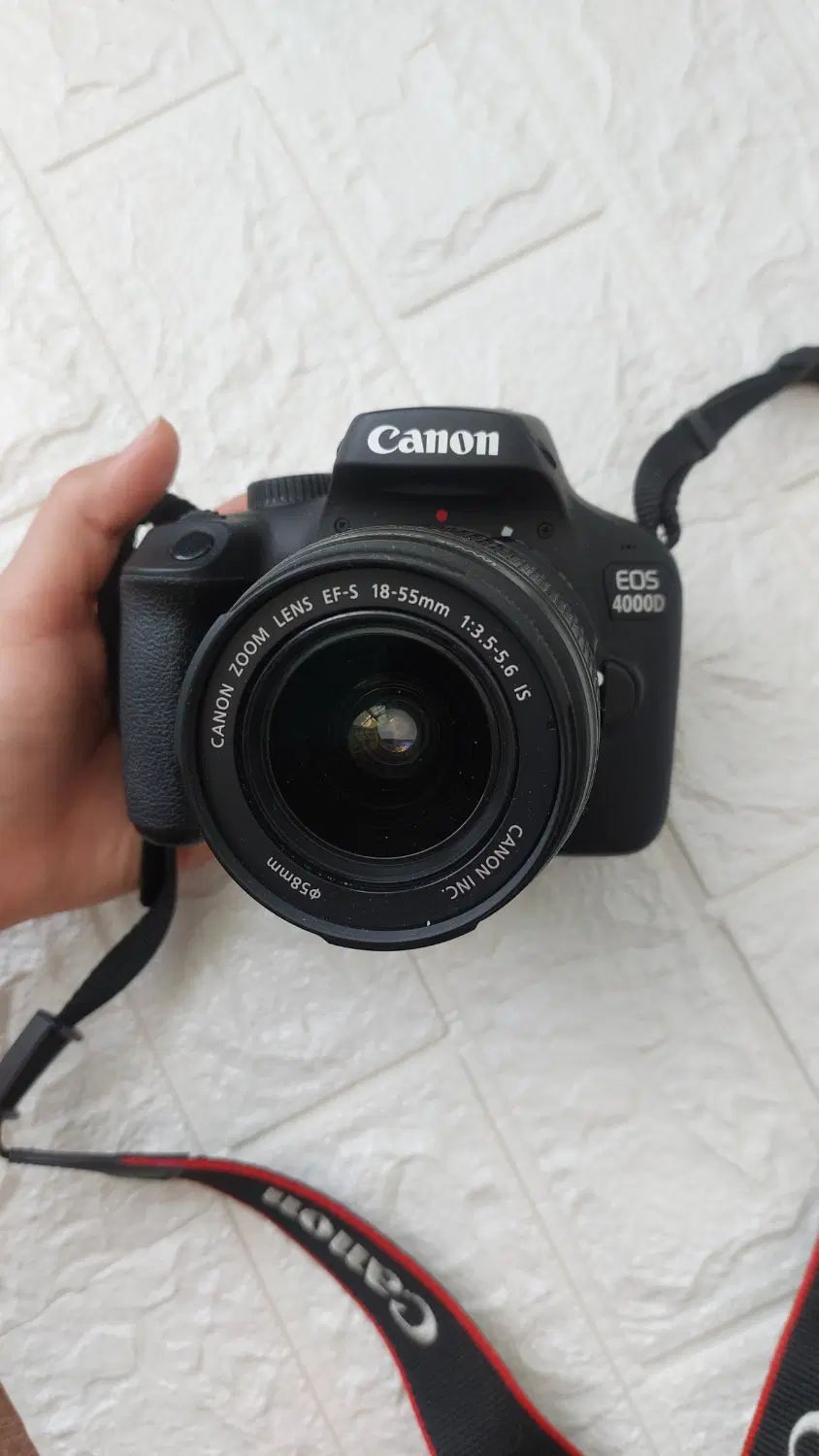 دوربین canon|دوربین عکاسی و فیلم‌برداری|تهران, فلسطین (میدان انقلاب)|دیوار