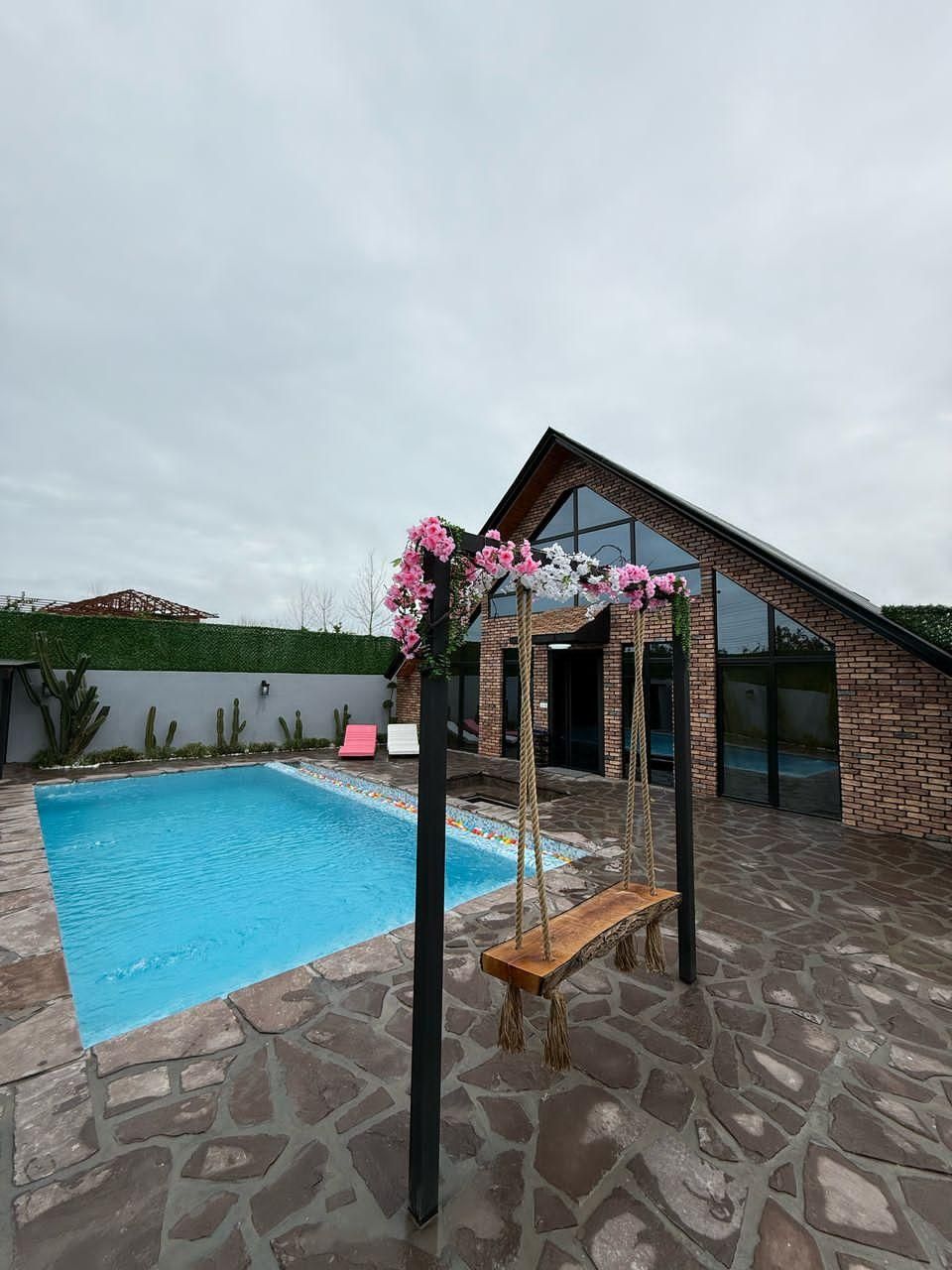 اجاره روزانه/هفتگی/ماهانه ویلا ۱۱۰ متری|اجارهٔ کوتاه‌مدت ویلا و باغ|رامسر, |دیوار