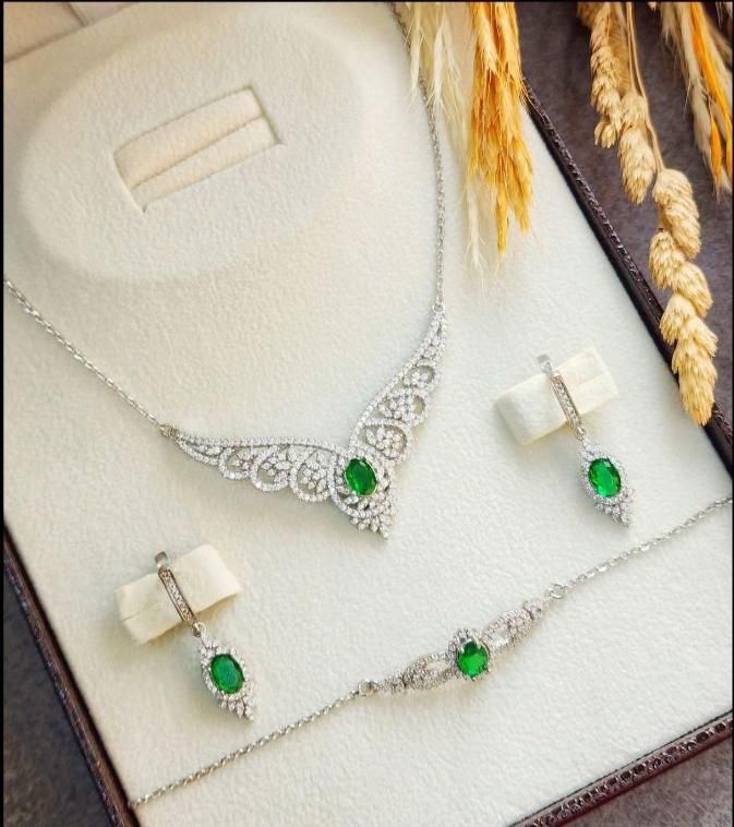 انگشتر نقره جواهری عیناً طلا بانیمست جواهری|بدلیجات|تبریز, |دیوار