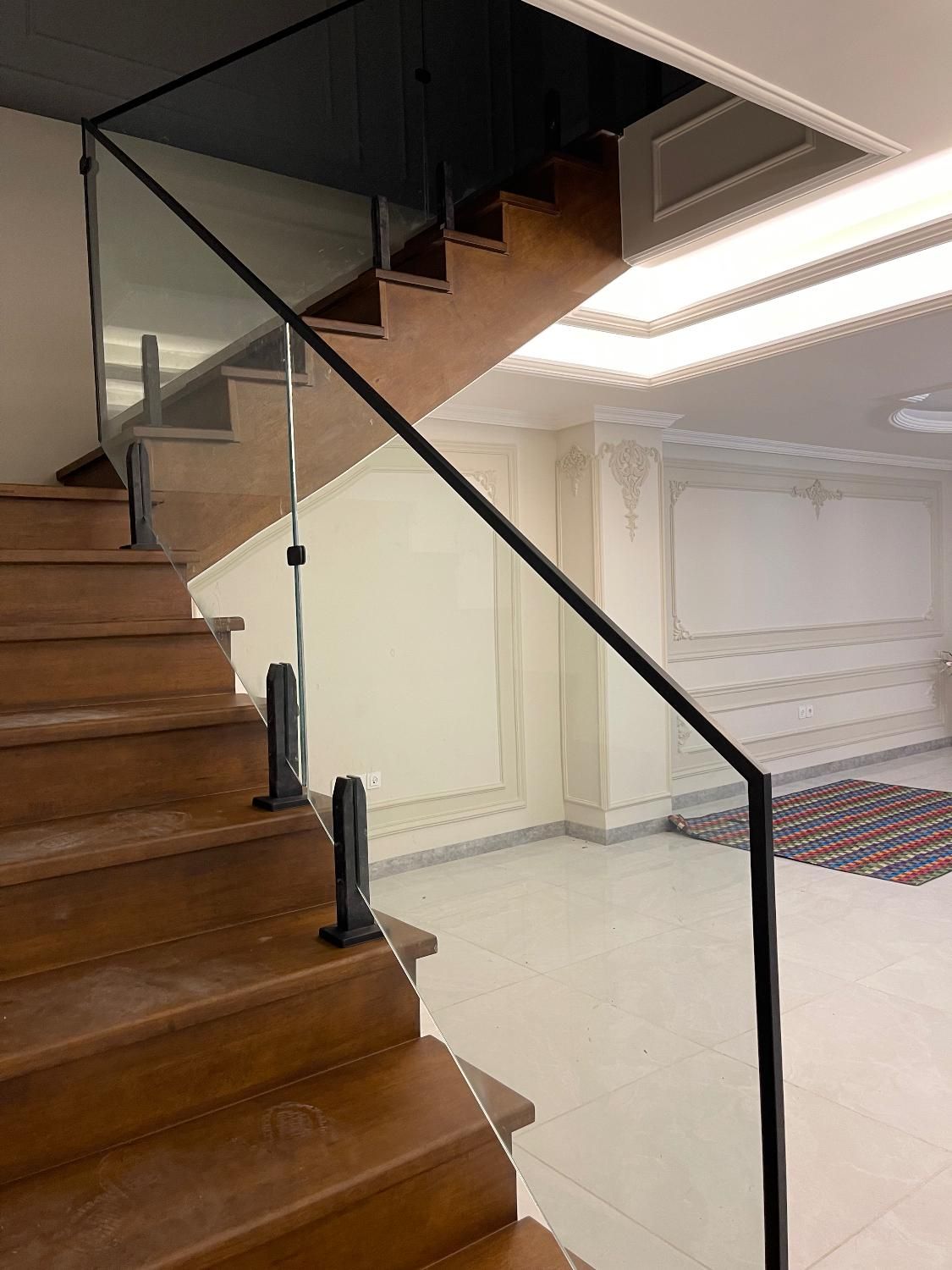 نرده شیشه لمینت و سکوریت|مصالح و تجهیزات ساختمان|ارومیه, |دیوار