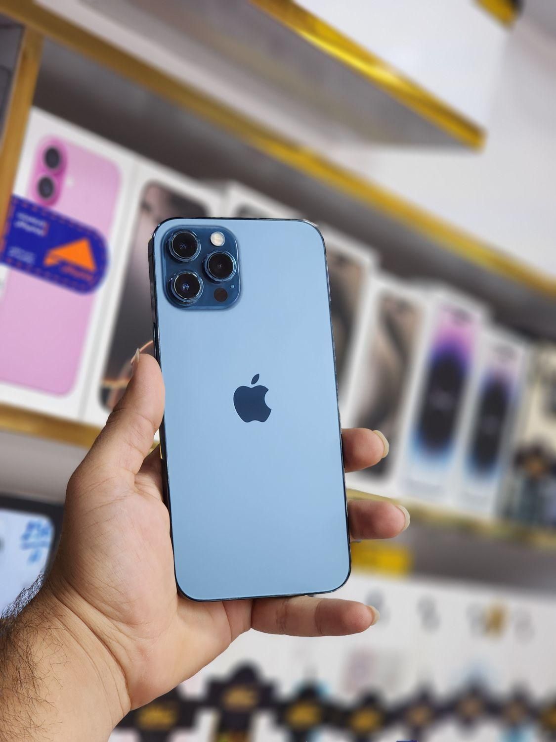 اپل iPhone 12 Pro Max با حافظهٔ ۲۵۶ گیگابایت|موبایل|سبزوار, کاشفی شمالی (دادگستری)|دیوار