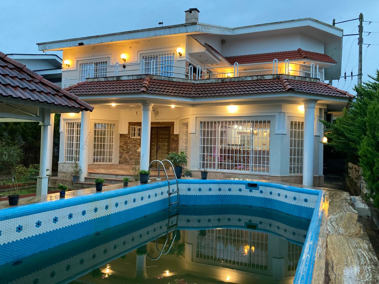 اجاره روزانه ویلا نمک ابرود هچیرود|اجارهٔ کوتاه‌مدت ویلا و باغ|چالوس, |دیوار