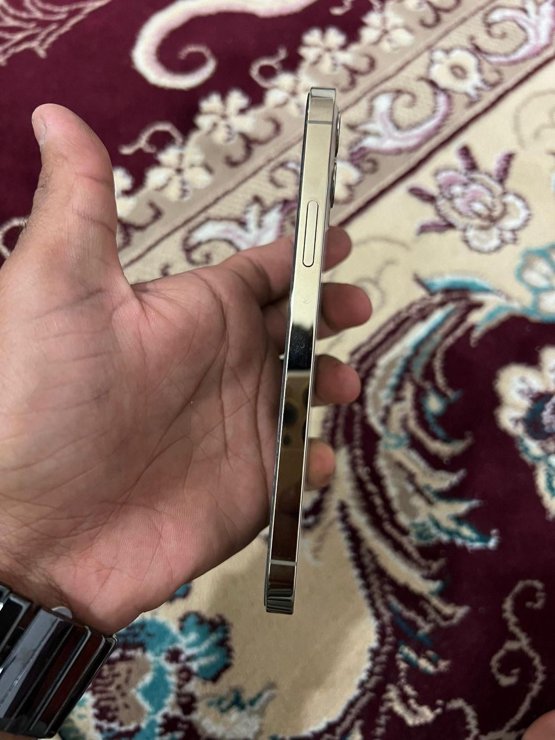 اپل iPhone 12 Pro با حافظهٔ ۵۱۲ گیگابایت|موبایل|سراوان, |دیوار