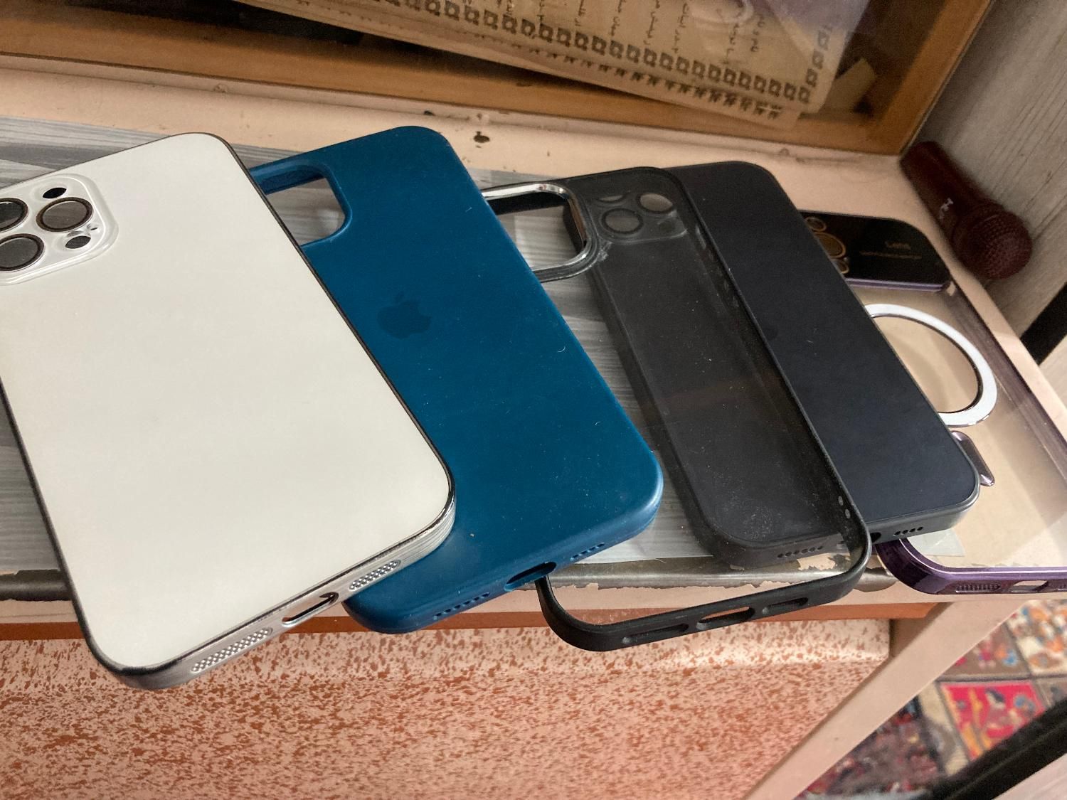 پنج عدد قاب ایفون ۱۲ پرومکس نو و تمیز|لوازم جانبی موبایل و تبلت|گناباد, |دیوار