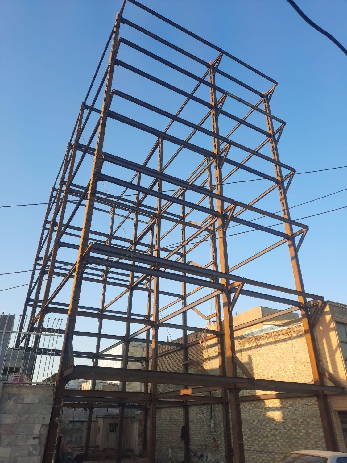 جوشکاری اسکلت فلزی سبک و سنگین|خدمات پیشه و مهارت|کرمانشاه, |دیوار