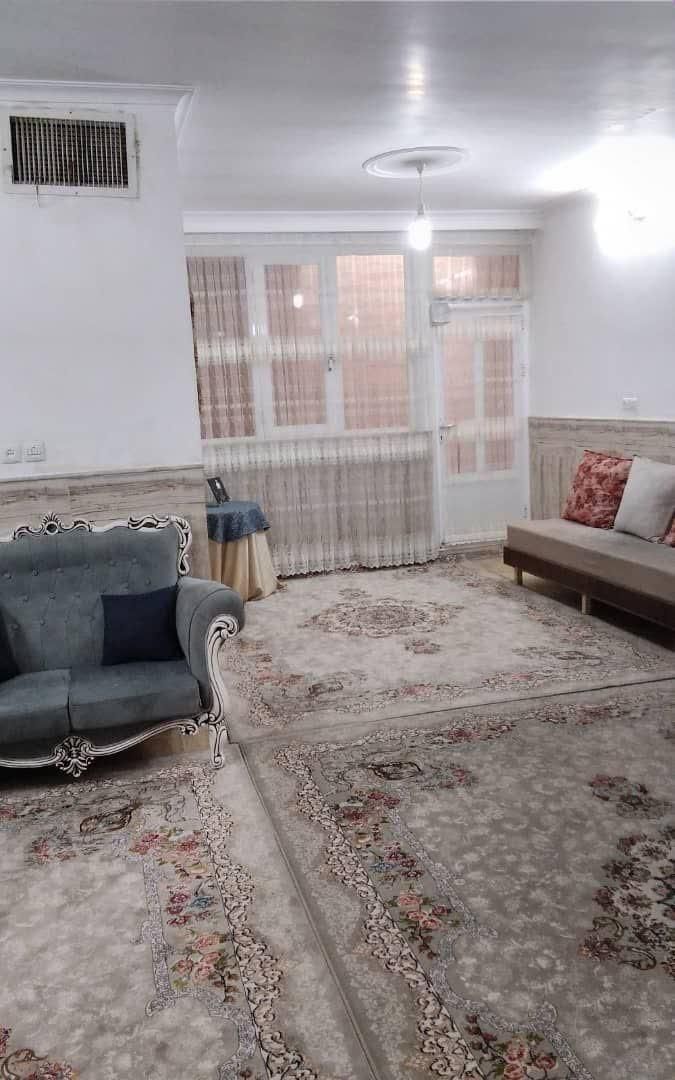 ویلایی ۱۰۰متری بهر خیابان /دارای تجاری/همت|فروش خانه و ویلا|قم, شهید صیاد شیرازی|دیوار