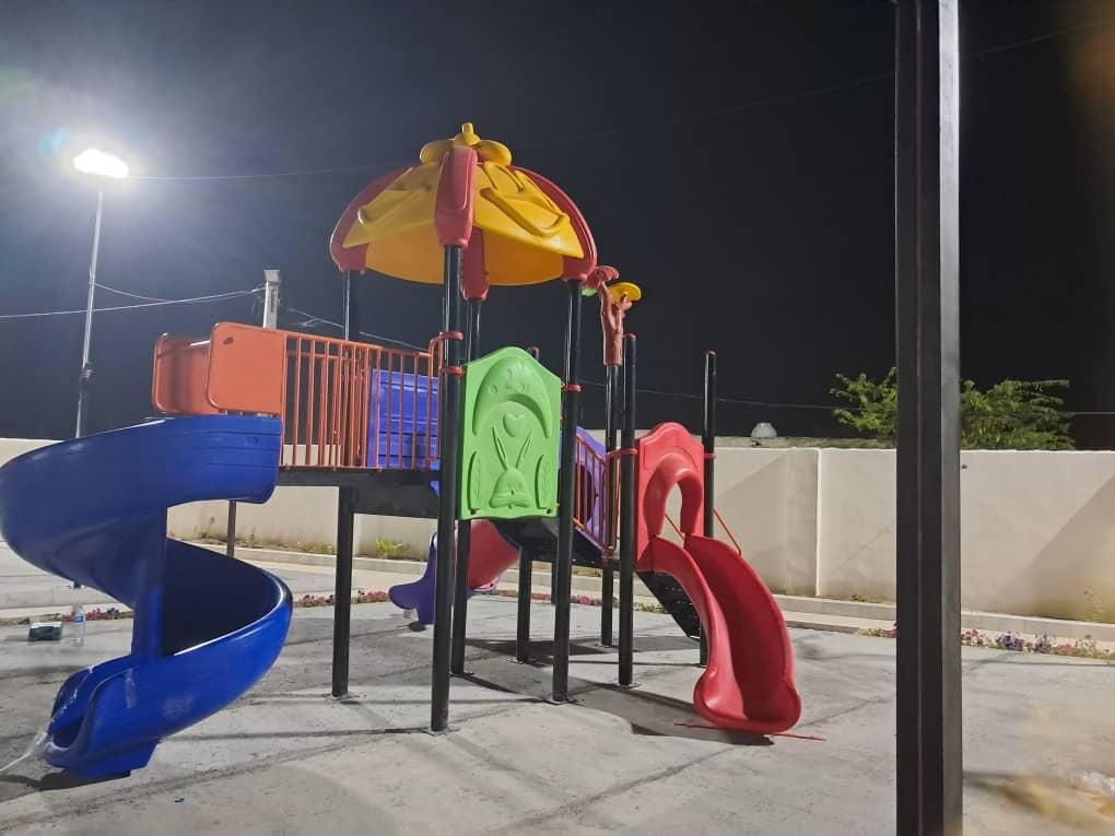 ملزومات پارکی تاب سرسره کفپوش|مصالح و تجهیزات ساختمان|لردگان, |دیوار