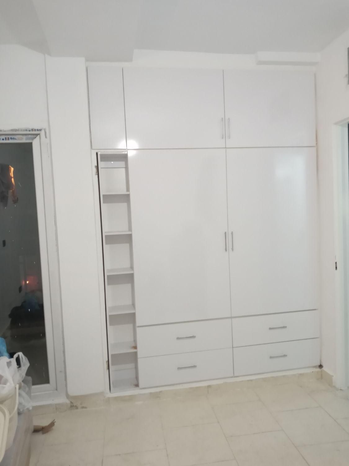 نصب کمد و کابینت|کتابخانه، شلف، قفسه‌های دیواری|رباط‌کریم, |دیوار