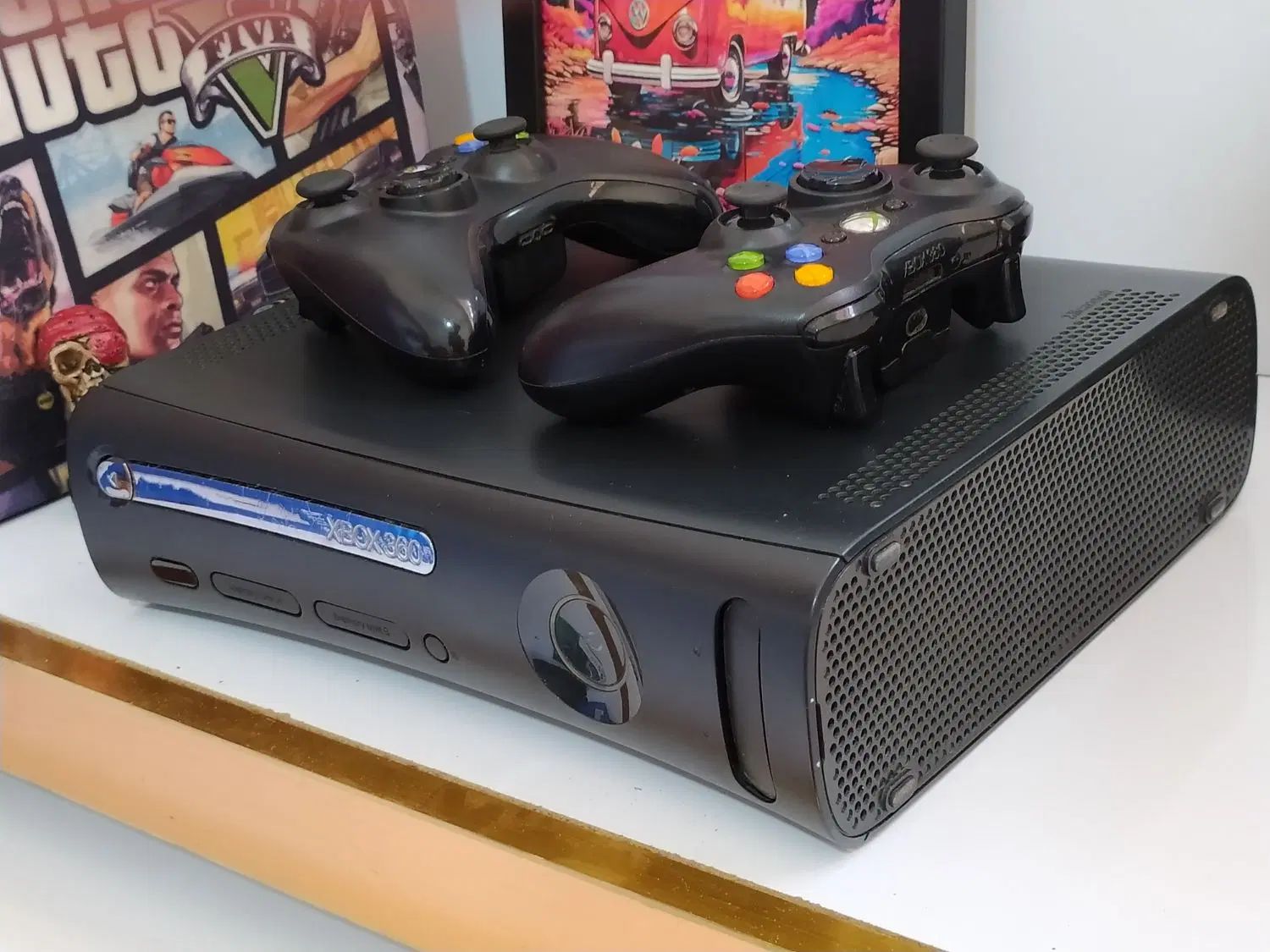 ایکس باکس Xbox 360 دو دسته اورجینال در حد|کنسول، بازی ویدئویی و آنلاین|رشت, منظریه|دیوار