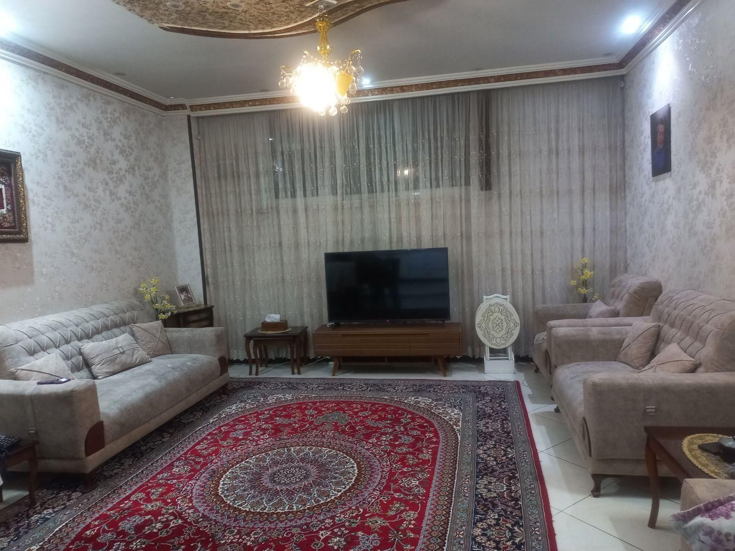 اپارتمان ۹۰متری در کریمی۱۶|اجارهٔ آپارتمان|مشهد, شهید مطهری|دیوار