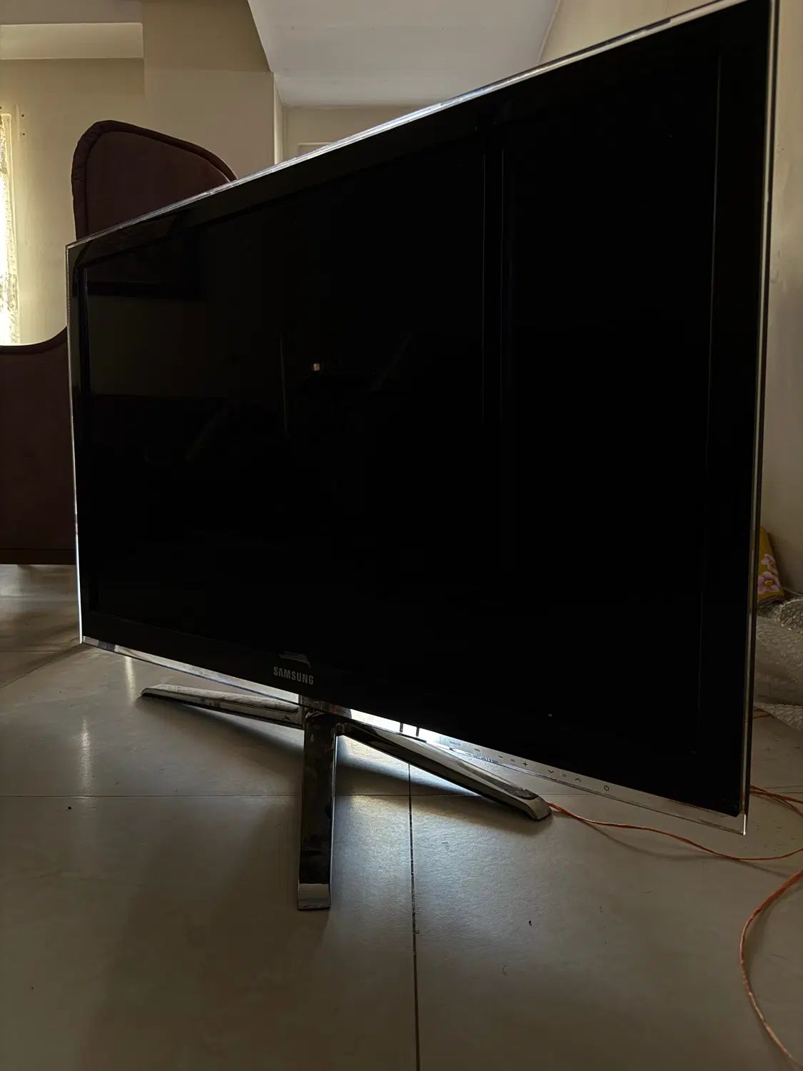 تلویزیون سامسونگ ۴۰ اینچی/full hd 60hz/ در حد نو|تلویزیون و پروژکتور|تهران, دریاچه شهدای خلیج فارس|دیوار