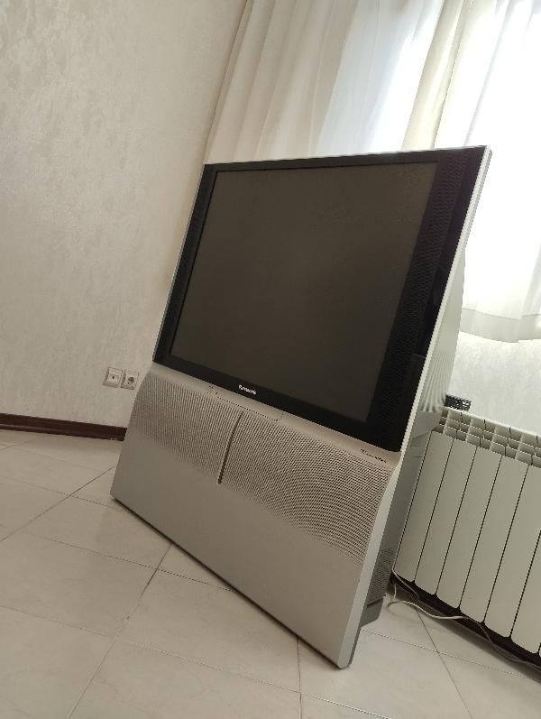 تلوزیون 50 اینچ پاناسونیک Panasonic|تلویزیون و پروژکتور|فولادشهر, C1|دیوار