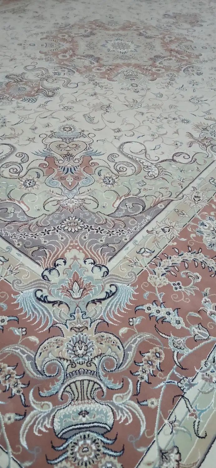دوتخته فرش ۱۲متری ۷۰۰شانه تمیز بدون عیب|فرش|تهران, امیریه|دیوار