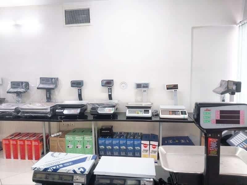 ترازو *چرخ گوشت صنعتی * کالباسبر *خمیرگیر|فروشگاه و مغازه|تهران, سلسبیل جنوبی|دیوار